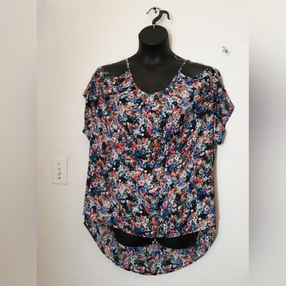 Spense cold shoulder high/low floral blouse